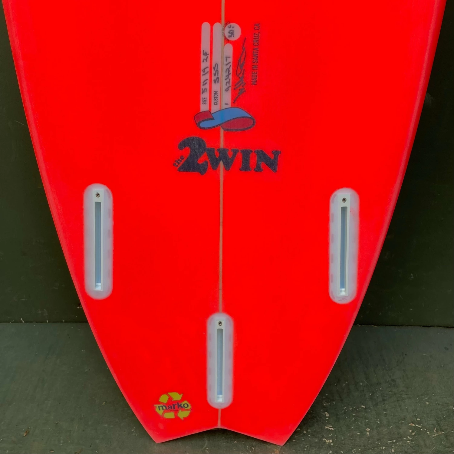 Stretch Surfboards - 5'11" 2Win Surfboard 4 Stretch Surfboards - 5'11" 2Win Surfboard - Image 2